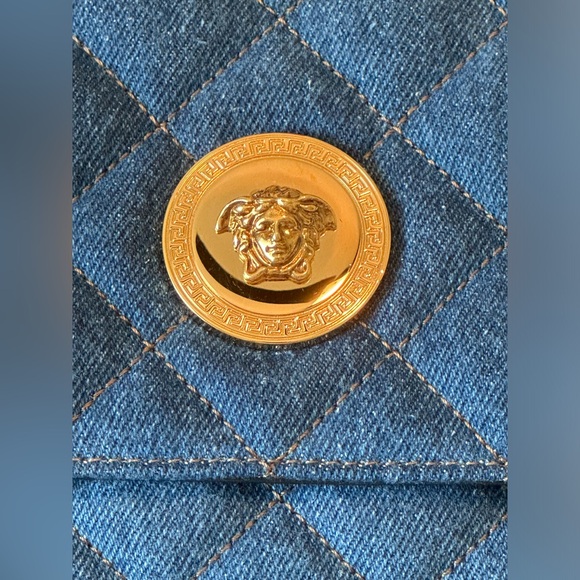 Versace Denim shoulder bag with Tags ( Full inclusion) - Picture 5 of 11